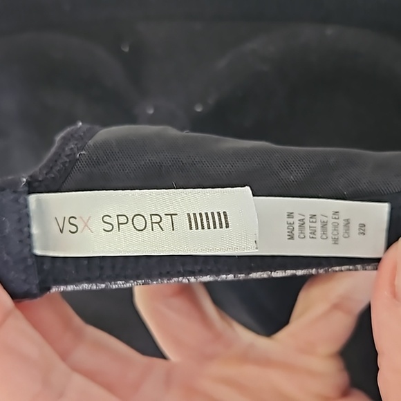 Victorias Secret | Black & Grey sports bra - 32D - Picture 3 of 3